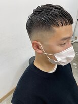 キューズ クラブ(cuz KLUB)&nbsp;【cuzKLUB】バーバースタイル スキンフェード×クロップ［池袋］