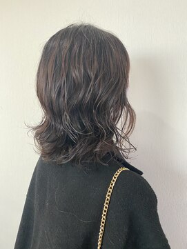 アングゥギャラリー(ungu GALLERY) パーマ／レイヤー／ミディアム