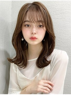 ビューシンサイバシ(VIEW SHINSAIBASHI) ベージュレイヤーボブミディアムレイヤー20代30代前髪カット