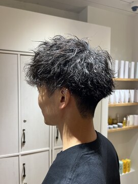 アマレット(Amaretto) 波巻きショート