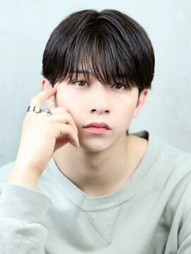 ザ サードヘアー 津田沼 (THE 3rd HAIR) シースルーマッシュ　ダウンパーマ