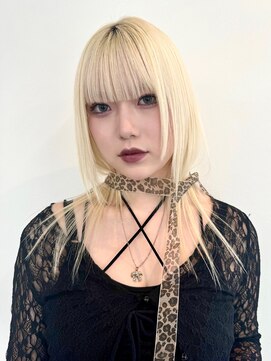 リル ラウム 原宿(LiL Raum) ホワイトブロンド♪