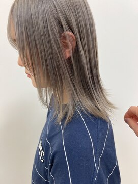 シイノ(Siino) グレージュカラー