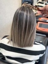 メリー オオサカ(Merly Osaka) バレイヤージュ/似合わせカット