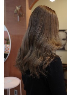 チャプター 問屋町(chapter) 髪質改善くびれミディアムミルクティーベージュ透明感ケアカラー