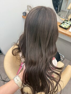 ヘアーアンドメイク ファット(Hair&Make PHAT) ダークアッシュ透明感カラーゆるふわウェーブ巻きロング20代30代