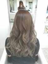 メルマードバーベル(Mermard Bavel)&nbsp;【　ロング　】　ILLUMINAカラー/アッシュベージュ