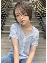 ミィ 表参道(mee.)&nbsp;【mee.】ハセガワヒトシ　大人かわいい ストレートショート