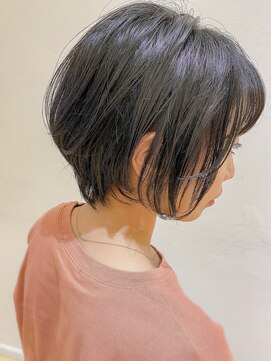 モリオ フロム ロンドン イオンモール 熊本店(morio FROM LONDON) 【morio熊本】黒髪でもふんわり 前下がりショート.k
