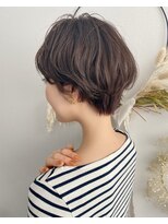 ふんわりショートで小顔シルエット☆