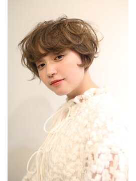 マグノリア(MAGNOLIA) 小頭美人なワンカールショートパーマ