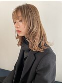 ボブルフ/ミディアムレイヤー/アンニュイベージュ