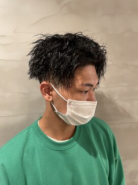 リズ(re's) ガッチガチツイストパーマ