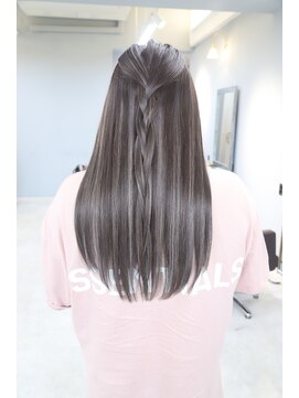 オズ 郡山桑野店(OZ) シルバーアッシュハイライトカラー#外国人風カラー