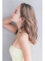 テイラー(Taylor) 【taylor 大宮】ホワイトベージュ×ゆる巻きウェーブ