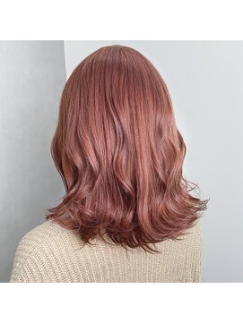 ミル(1001 mille) 韓国風ピンクオレンジのミディアムレイヤー【1001mille】