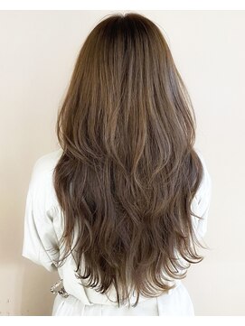 アフロート ギンザ(AFLOAT GINZA) 20代30代40代 大人可愛いロングレイヤー