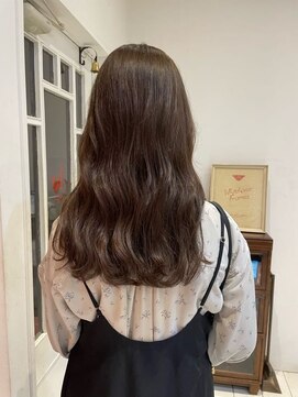 テンバイシオミエイチ(10 by shiomi H) ゆるふわ巻き×フェミニンロング