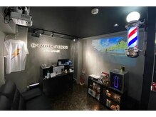 ダムディートウキョウヘアーラウンジ 上野店(DAMDEE TOKYO hair lounge)の雰囲気（カラーパーマ幅広くできます【上野御徒町】＜理容室＞）