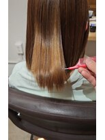 エイト オキナワ 沖縄新都心店(EIGHT okinawa)&nbsp;お客様スタイル_ブリーチ履歴×縮毛矯正【EIGHT　荒井】