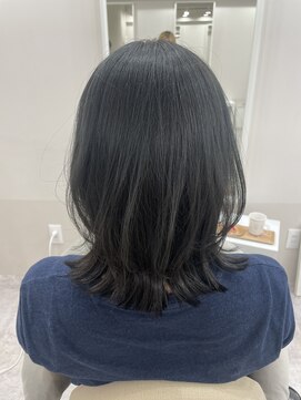 ウルア 吉祥寺店(ULUA) 髪質改善 艶髪 韓国風 レイヤーカット ブルーブラック 吉祥寺