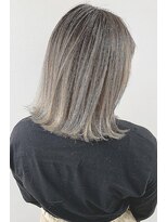 ラフィスヘアー プアナ 小田原店(La fith hair puana)&nbsp;【La fith】 ホワイトベージュ×グラデーションカラー