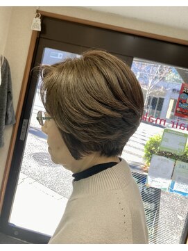 ファンヘアメイク(Fun hair make) ミセスショート
