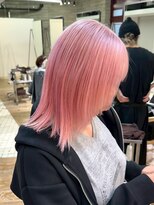 ヲタク(wotaku.) ピンクカラーパステルピンクハイトーンカラーウルフカット暖色