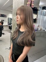 キング 心斎橋店(K!ng)&nbsp;ハイライトカラーミルクティーベージュレイヤーカット
