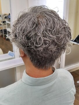 ヘアアンドビューティ ガーデン ベルモール店(HAIR AND BEAUTY GARDEN) 宇都宮メンズカットメンズパーマ波巻きスパイラルパーマツイスパ