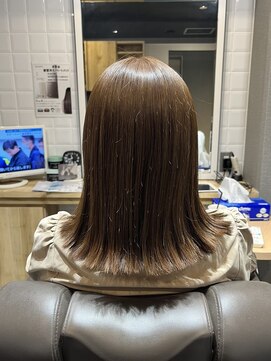 カミケンガレリア(kamiken. galleria) うる艶美髪カラー/切りっぱなしボブ【カミケンガレリア/郡山】