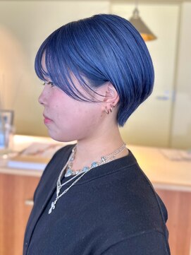 ロジェ(loje) 20代30代40代 イメチェンクールショート/ネイビーブルー