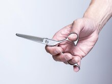 静電気や汚れをブロック★プラス電子を寄せ付けない特殊コーティングで、美しい髪を3週間守る