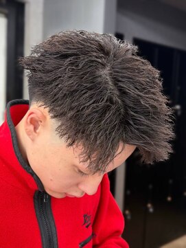 アクロ 本店(ACRO) メンズパーマ/ツイストパーマ/縦落ちパーマ