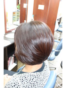 ケルア(KELUA) 【KELUA】前下がりボブ＆ローブラウンカラー