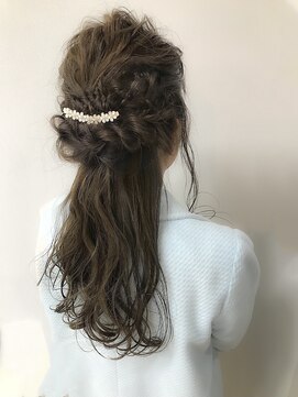 ルノン フィージュ(LUNON fieju) 【LUNON fieju】ルーズ×編み込みハーフアップ