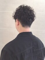 ボネッカ 鶴見(BONECCA)&nbsp;ソフトツーブロック×クリームパーマ石黒聡子