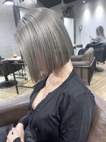 アルカナ 明治神宮前原宿(ARCANA)&nbsp;外国人風ショート　透明感グレージュ　ボブ　ケアブリーチ