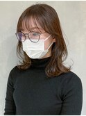 オリーブベージュ_アースカラーくびれヘアツートン_ba379311