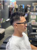 スキンフェードアップバング