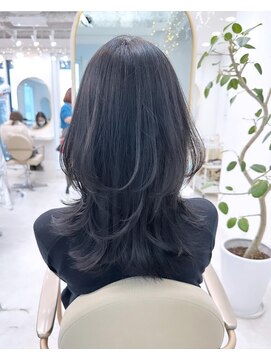 レミエ ダイカンヤマ(lemiie) ☆インスタで大人気のブルーブラック ウルフカット☆