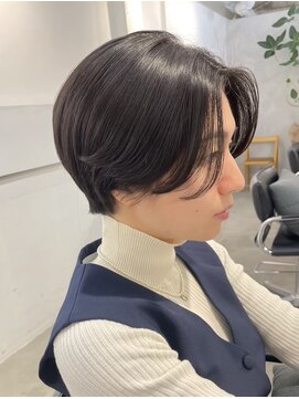 フォト 新宿(foto) ショートボブレイヤーカット切りっぱなしグレージュ