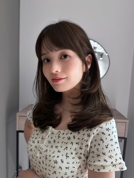 ミンクスオーバー(MINX OVER) イメチェン/大手町/東京駅/レイヤーカット