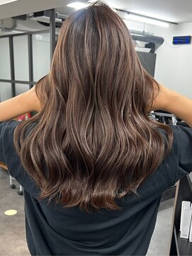 ジル ブラン 福岡(JIL BLAN) ハイライトレイヤーカットショートボブイルミナカラー天神大名