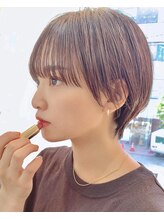 キミトヘアデザインアンドスパ(Kimito Hair design&spa) マッシュショート　刈り上げショート　ブルーカラー　ショート