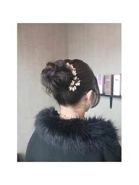 トリコ(ToricO) ゆるふわお団子ヘアー