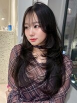 シースルーバング レイヤーカット 顔周りカット 韓国ヘア 艶髪