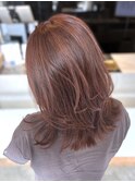 ほんのりピンクで上品に。白髪を活かすぼかしカラー