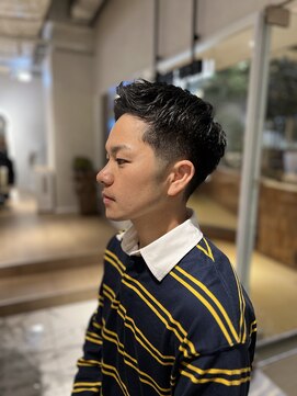 ウノプリールヴァモス(unopulir Vamos) 30代短髪外国人風クロップ梅田メンズ