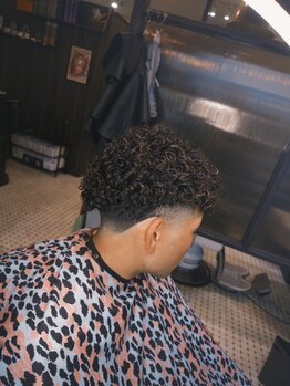 Barber shop RAIzE 千葉 【10月1日NEW OPEN（予定）】の写真/【千葉/バーバー】ナチュラルなパーマからハード系パーマまでお任せ下さい◎ツイスパ/ツイストスパイラル